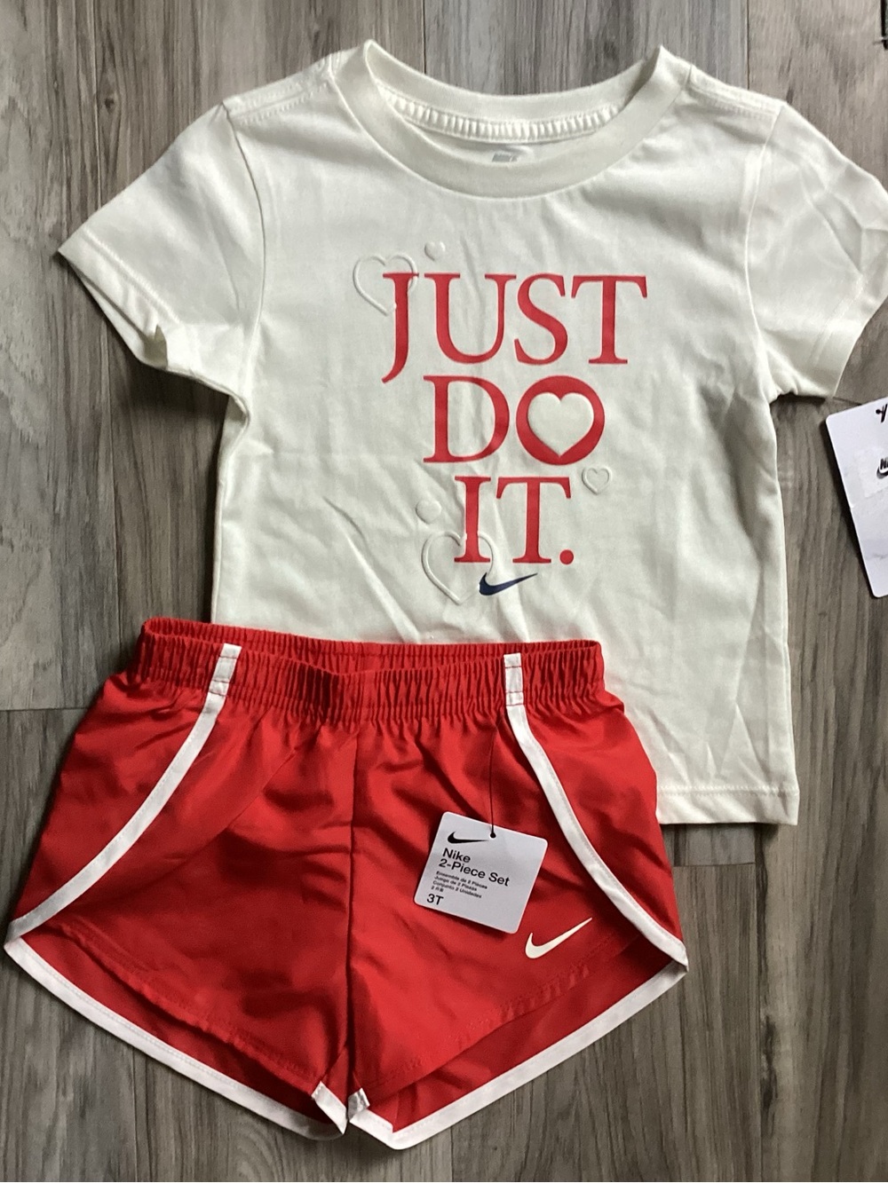 Nike Tee & shorts outfit toddler girl size 3T(NWT) ~PRICE IS FIRM, NO OFFERS~